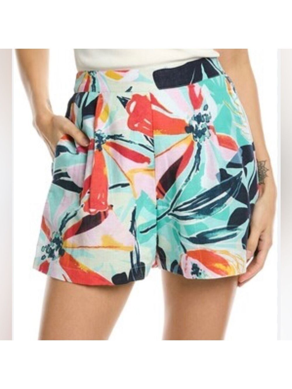 🆕 Walter Baker Taylor High Waist Short in Sweet Meadow Size XS